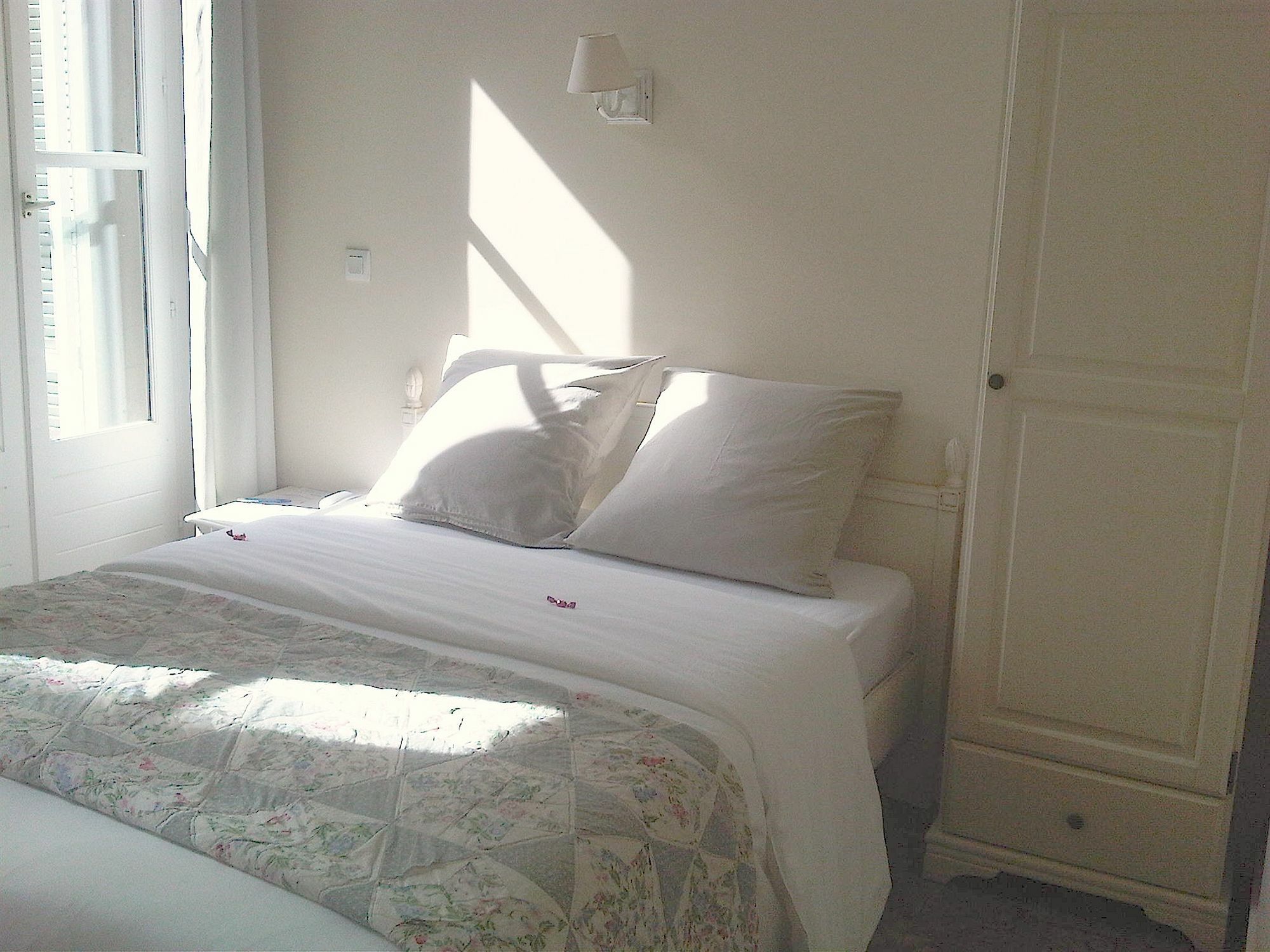 Hotel Amista Marseille - Ancien Hotel Saint Louis - Vieux Port Bagian luar foto